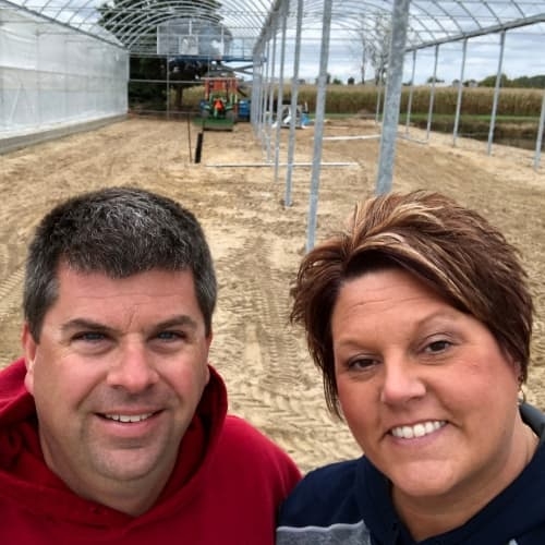 rod and Heidi in new greenhouse